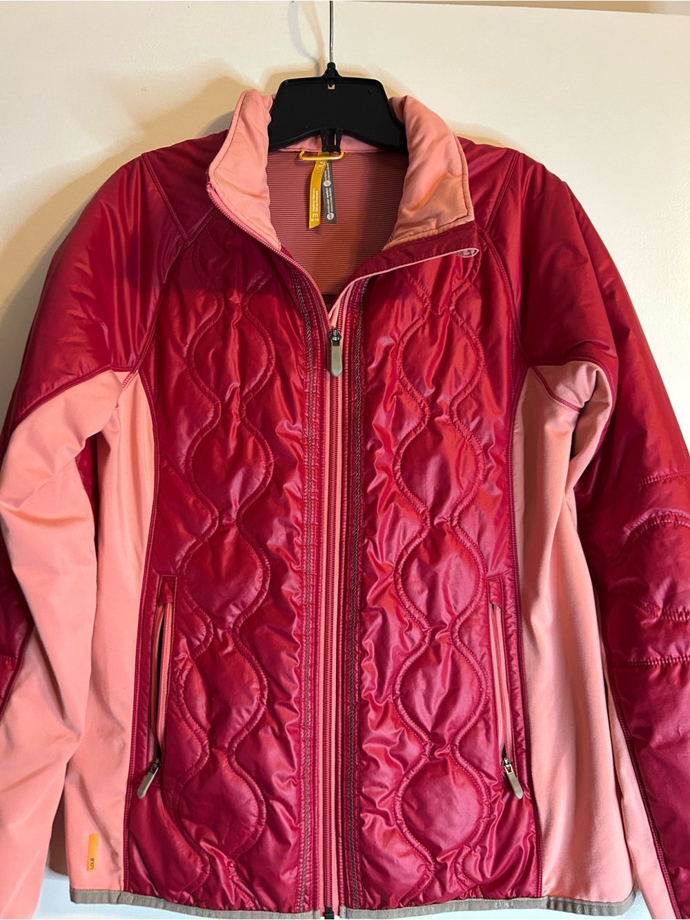 Lolë Lightweight Hybrid Insulated Two-Tone Pink & Berry Jacket Women’s Size M - Picture 2 of 5